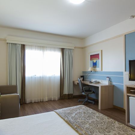 Comfort Suites Лондрина Екстериор снимка