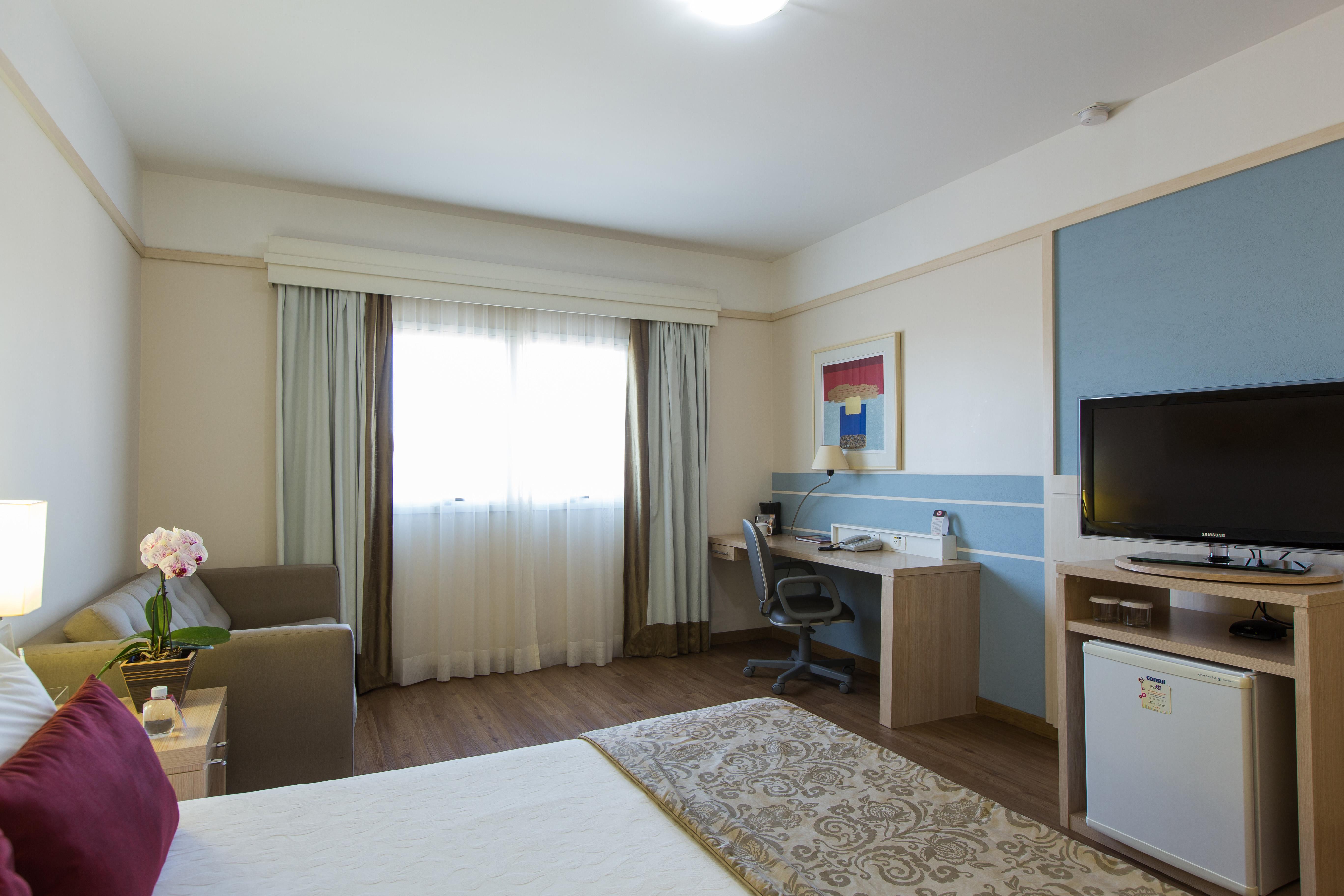 Comfort Suites Лондрина Екстериор снимка